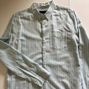 MEN'S HOLLISTER LONG SLEEVE BUTTON DOWN SHIRT